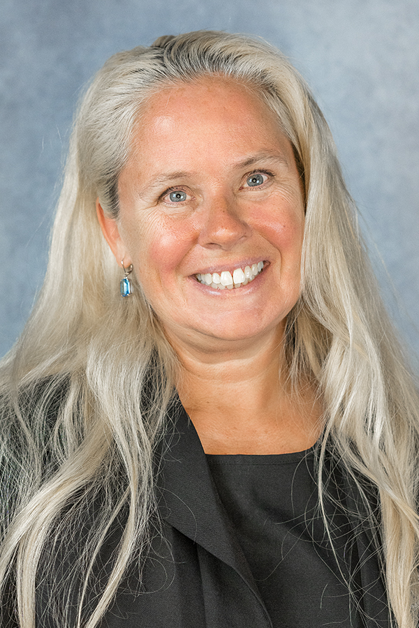 Erin Bolger Elizabeth